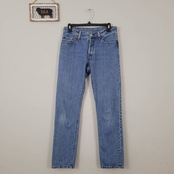 Levi's Denim - Levis 501 Straight Leg Button Fly Jeans Sz 26 Medium Wash Mid Rise 100% Cotton